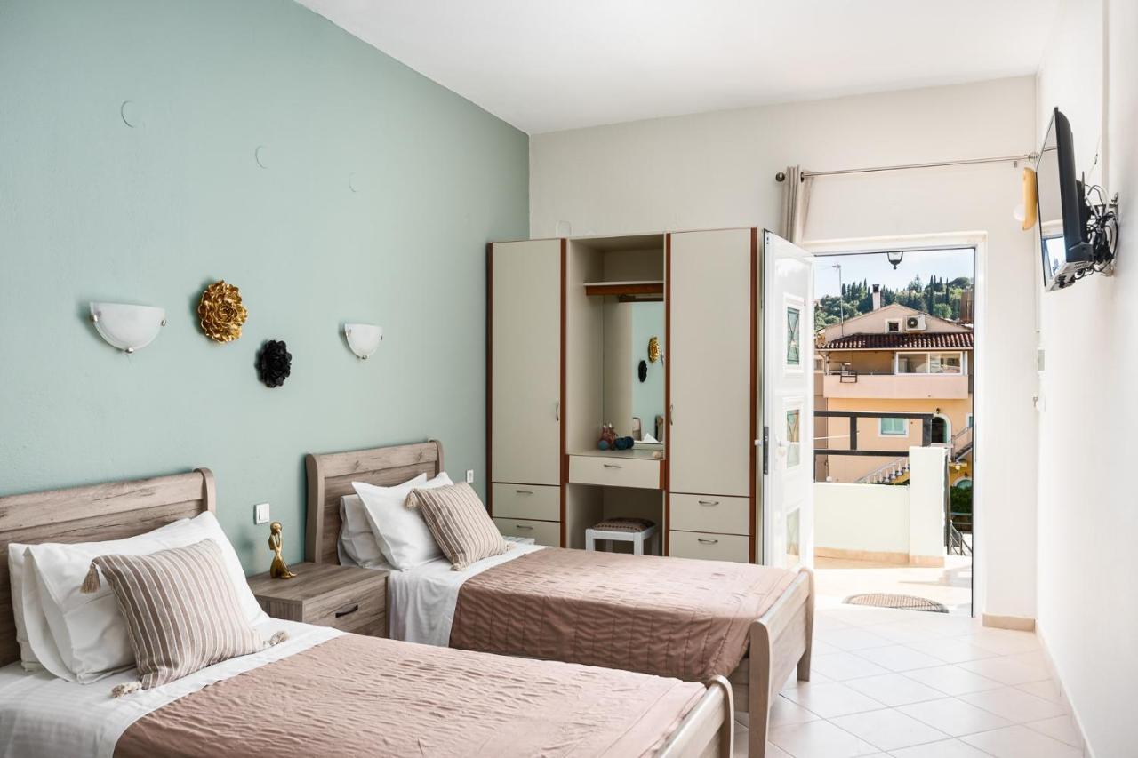 Ipsos Pool Apartments, Elena & Maria By Konnect מראה חיצוני תמונה