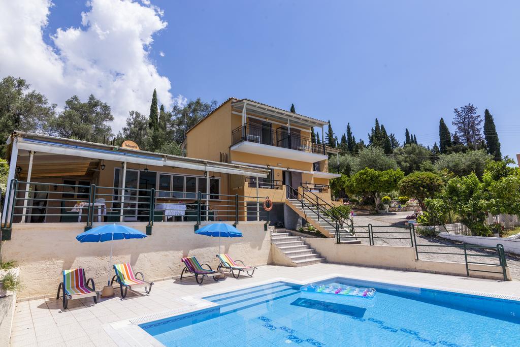 Ipsos Pool Apartments, Elena & Maria By Konnect מראה חיצוני תמונה